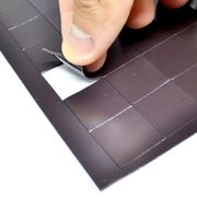 ima-20x20-mm-manta-magnetica-08-mm-importada-autoadesivo-150-tiras-por-folha-imashop-01