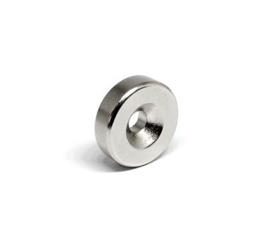 Ímã Neodímio N35 Disco 20x6 mm com Furo Escareado Força Aprox. 6kg